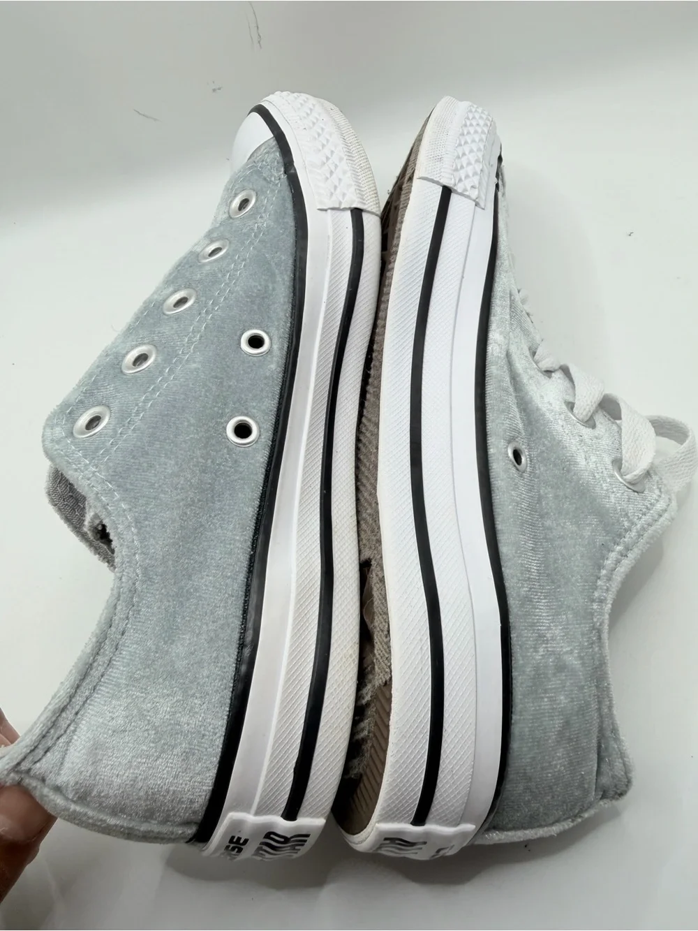 Converse Chuck Taylor All Star Low Top Sneakers - Light Gray suede